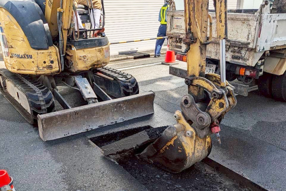 電気工事-地中埋設の作業-